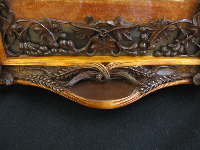 Another detail of the icon frame