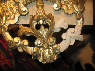 Mirror frame detail 1