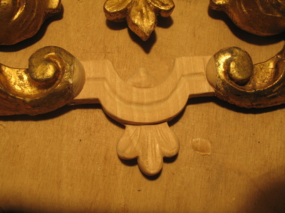 Mirror frame detail 3